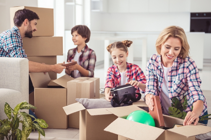 When moving in bad weather, unwrap the boxes as quickly as possible.